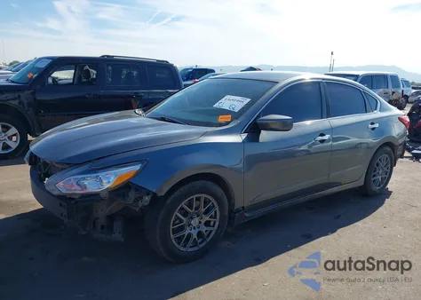 2017 Nissan Altima 2.5 S z USA, uszkodzony, nr VIN 1N4AL3AP4HN332942